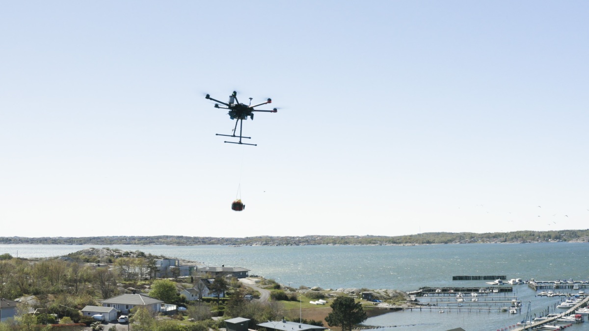 autonomous-drone-networks